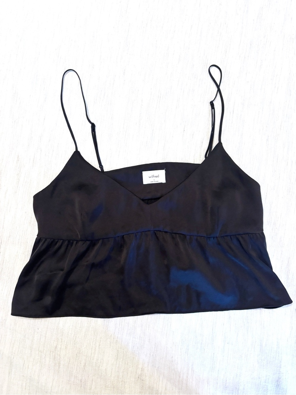 Aritzia Wilfred Lover Satin Camisole